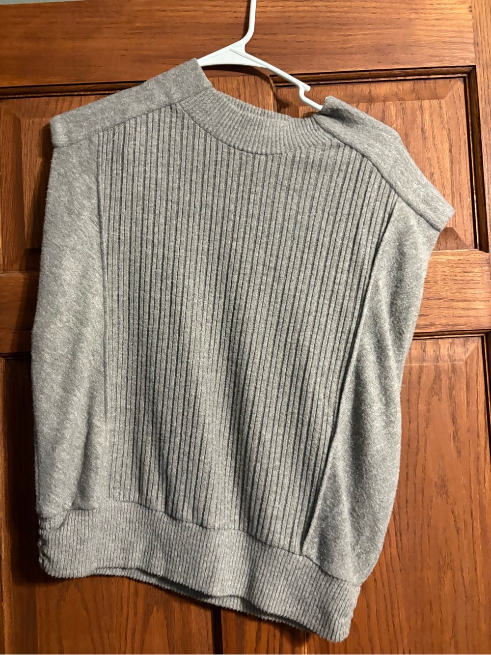 Democracy Light Gray Ribbed Crewneck Sweater Vest